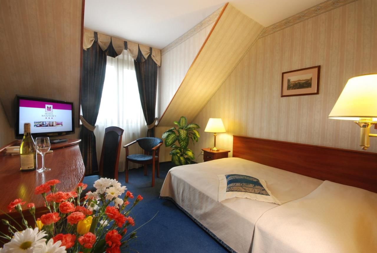 Отель Hotel Basztowy Сандомир-35